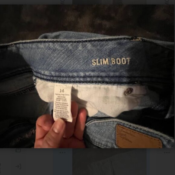 Jeans - Picture 2 of 4